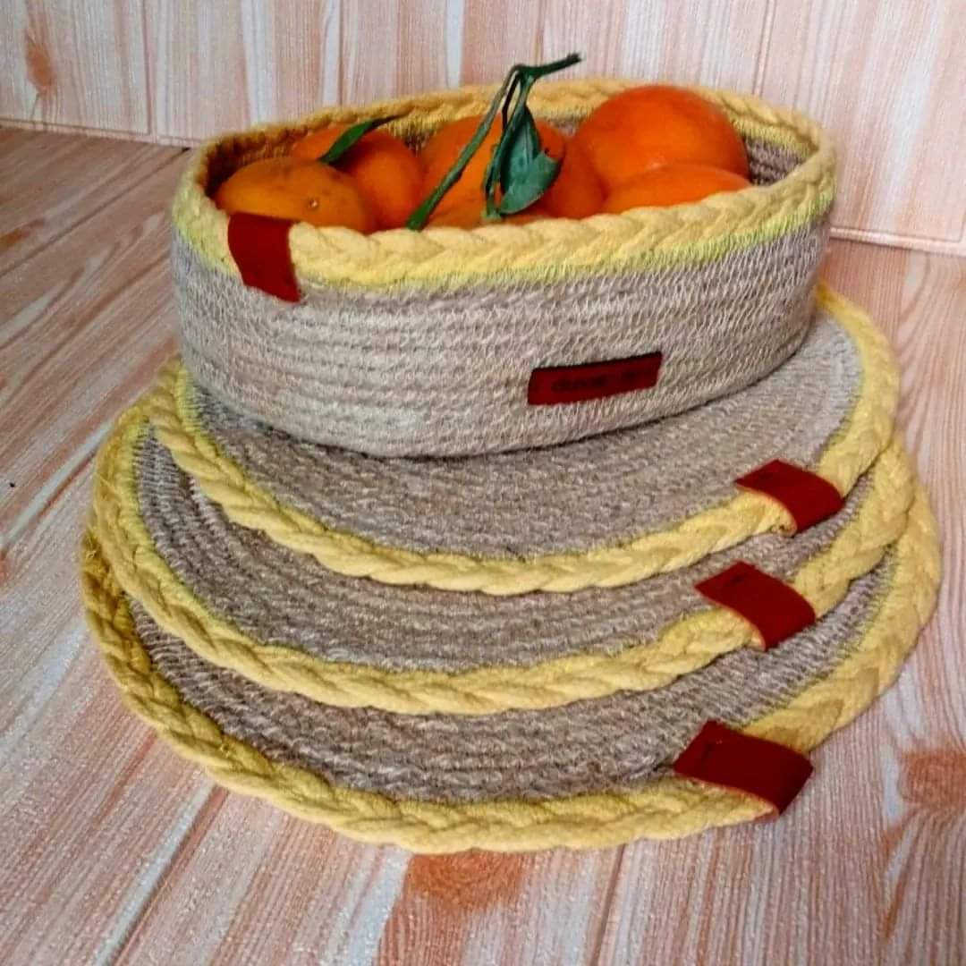 Yellow Dinning Set