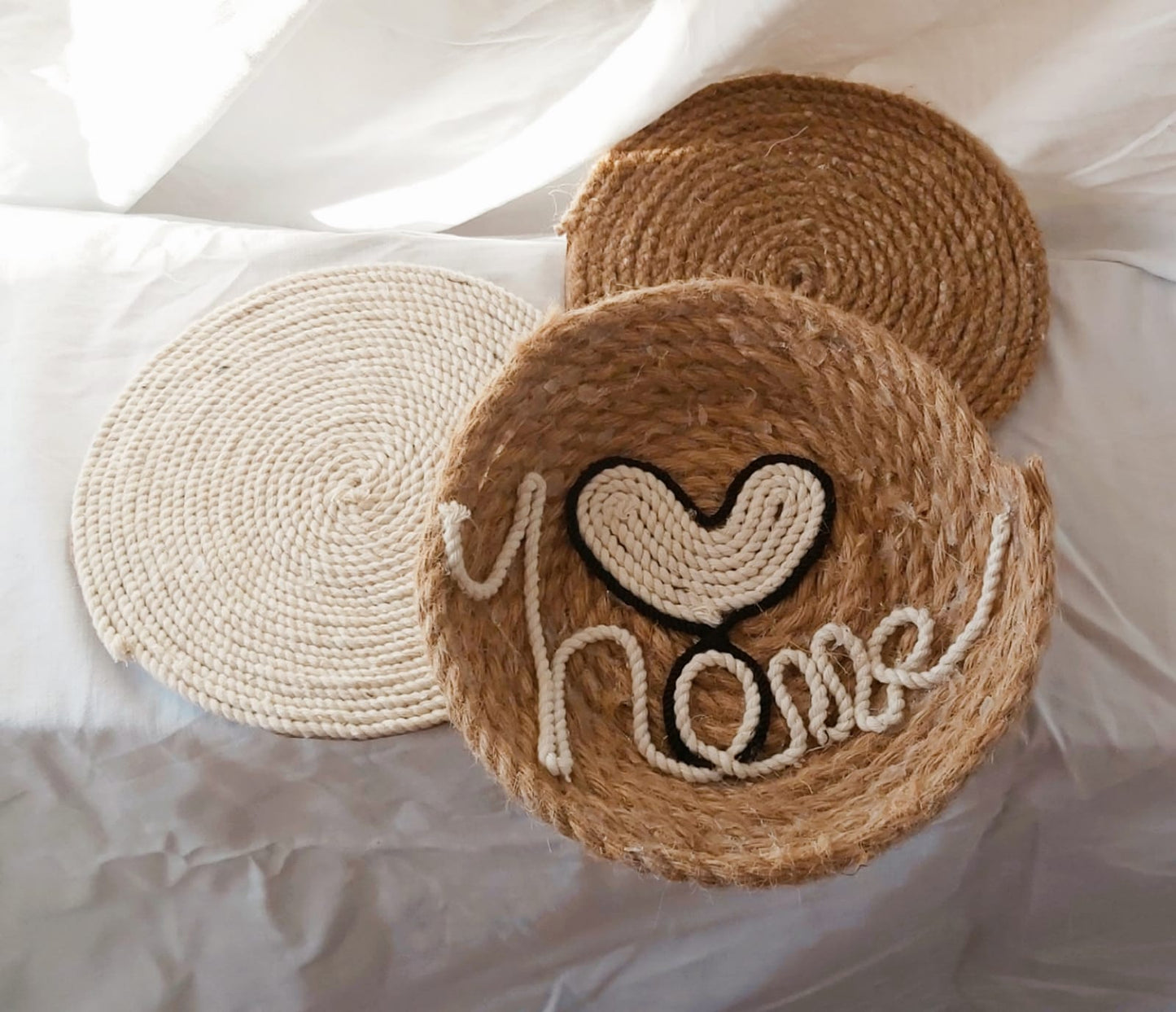 Round Shaped Home Wall Hangings Set